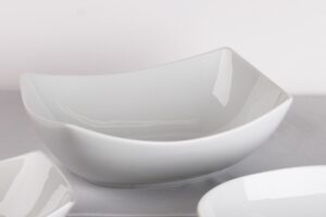 Papaya Serving Bowl 7" x 8"