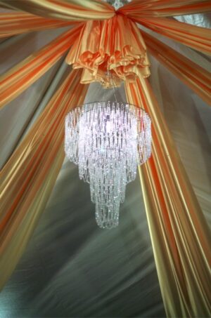 Chandelier - Loop Crystal