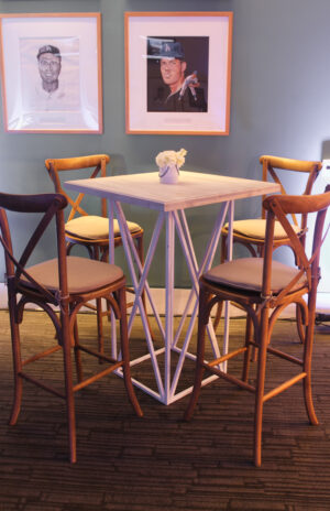 X-Line Blanco Cocktail Table