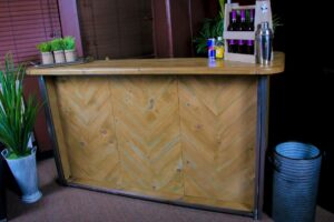 Rustic Wood Bar 6'