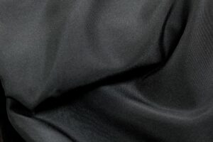 Vantage Line - Black