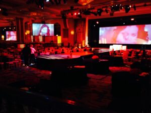 Runway Stage with Round Island End