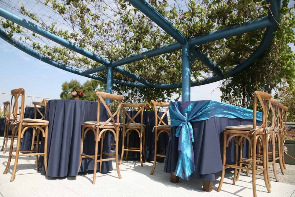 Vineyard Crossback Bar Stool - Image 3