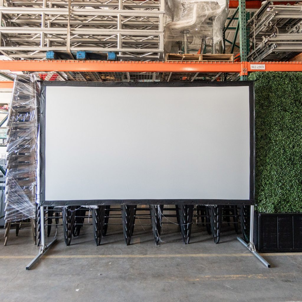 AV, Projection Screen – Hundred House