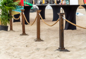 Vineyard Stanchion With Sisal Rope