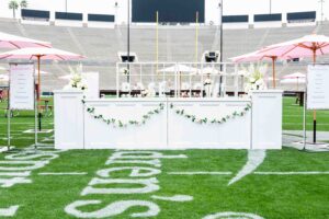 Metro Bar - White or Black 6'